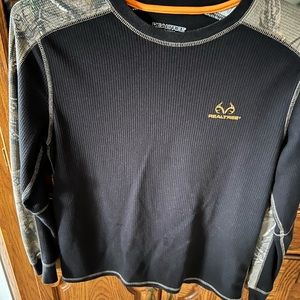 Real Tree long sleeve shirt